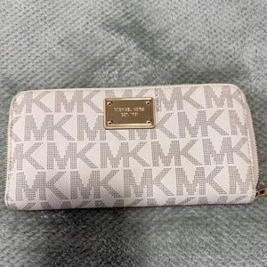Michael Kors Beige and Gold Logo Wallet